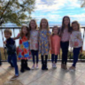 Meet your Posher, Deborah